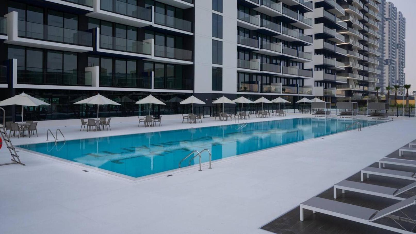 Serene 1-bedroom With Pool View In Jvc Dubai
