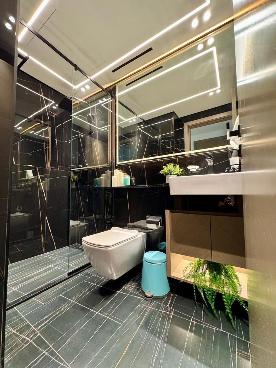 Serene 1-bedroom With Pool View In Jvc Apartment