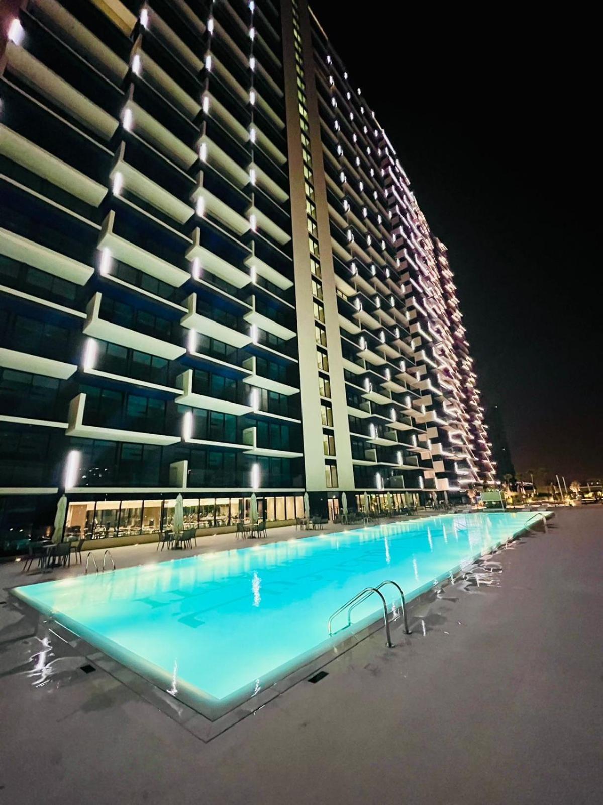 Serene 1-bedroom With Pool View In Jvc
